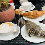 Couette-café Phoenix 3*