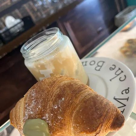 Phoenix 3* トッレ・デル・グレコ