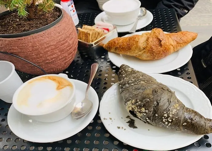 Bed & Breakfast Phoenix 3*